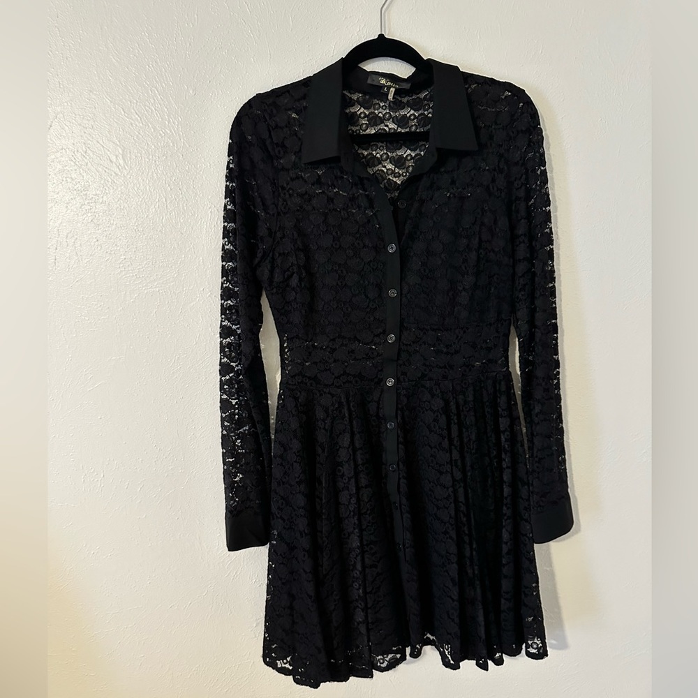 🌟SALE🌟 Black lace dress​​​​​ - Picture 6 of 8